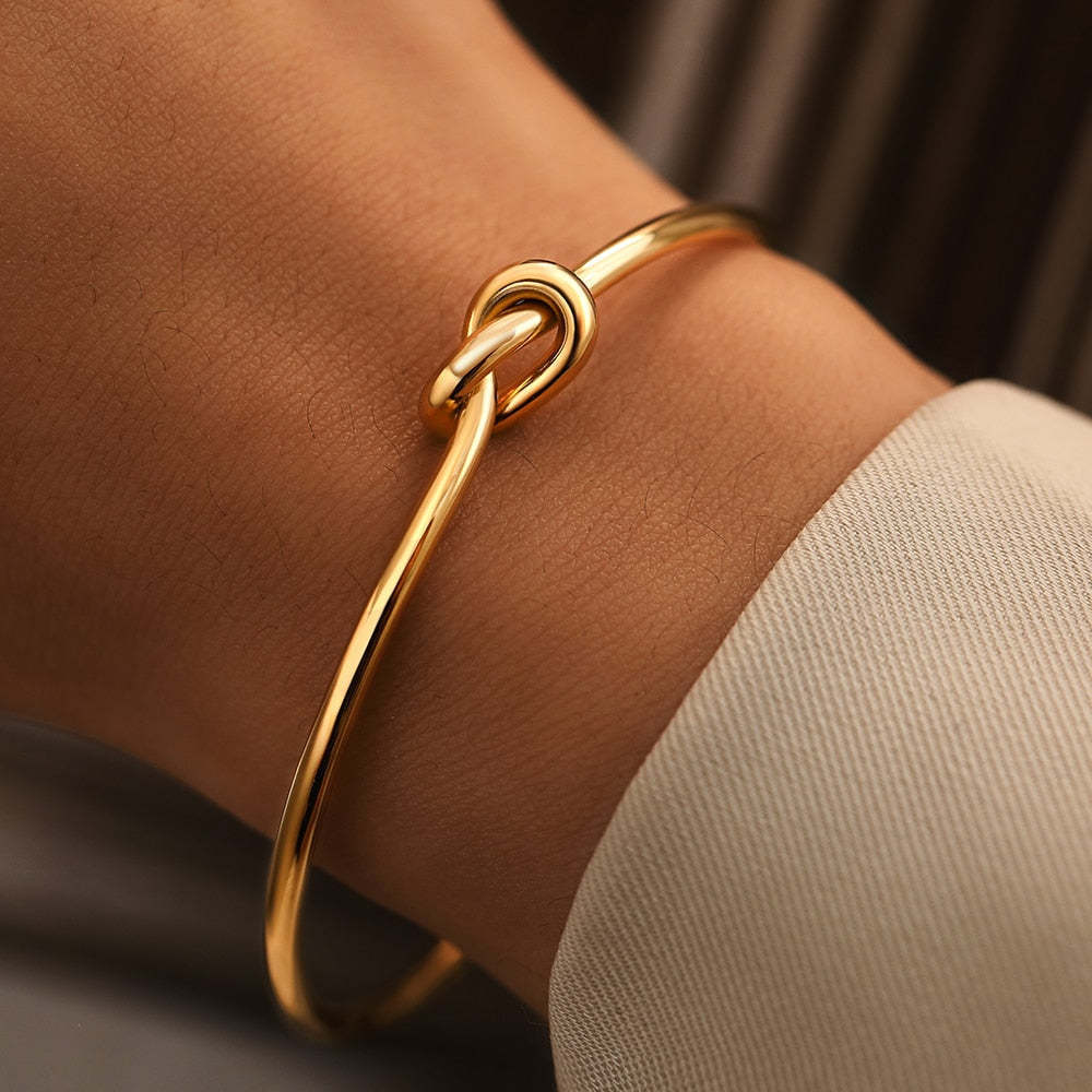Titanium Steel Material Does Not Fade 18K Gold Plating Knotted C- Shaped Bracelet & Watch Ornament