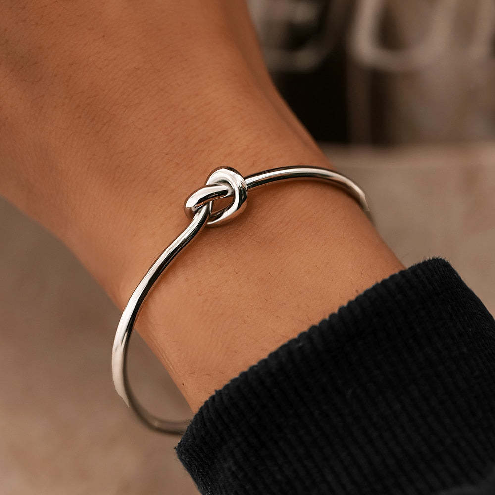 Titanium Steel Material Does Not Fade 18K Gold Plating Knotted C- Shaped Bracelet & Watch Ornament
