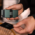 Ultra-Thin Aluminum Card Holder Wallet – RFID-Blocking, Minimalist & Expandable (for Men)